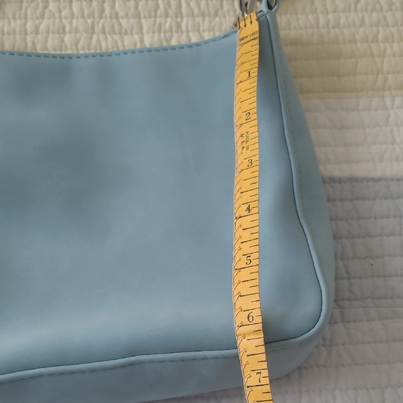 Elegant Sky Blue Crossbody Bag - Picture 8 of 11
